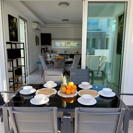 Sapphire Edge Bright 3br With Swimming Pool Vilă