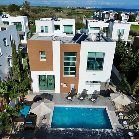 Vilă Sapphire Edge Bright 3br With Swimming Pool Protaras