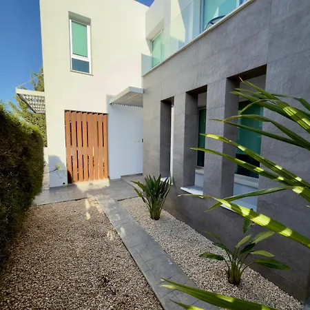 Sapphire Edge Bright 3br With Swimming Pool * Protarász