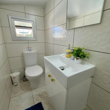 Sapphire Edge Bright 3br With Swimming Pool