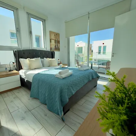 Βίλα Sapphire Edge Bright 3br With Swimming Pool *