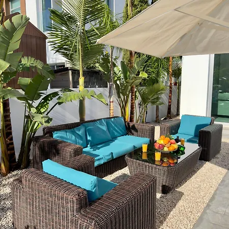 Βίλα Sapphire Edge Bright 3br With Swimming Pool *